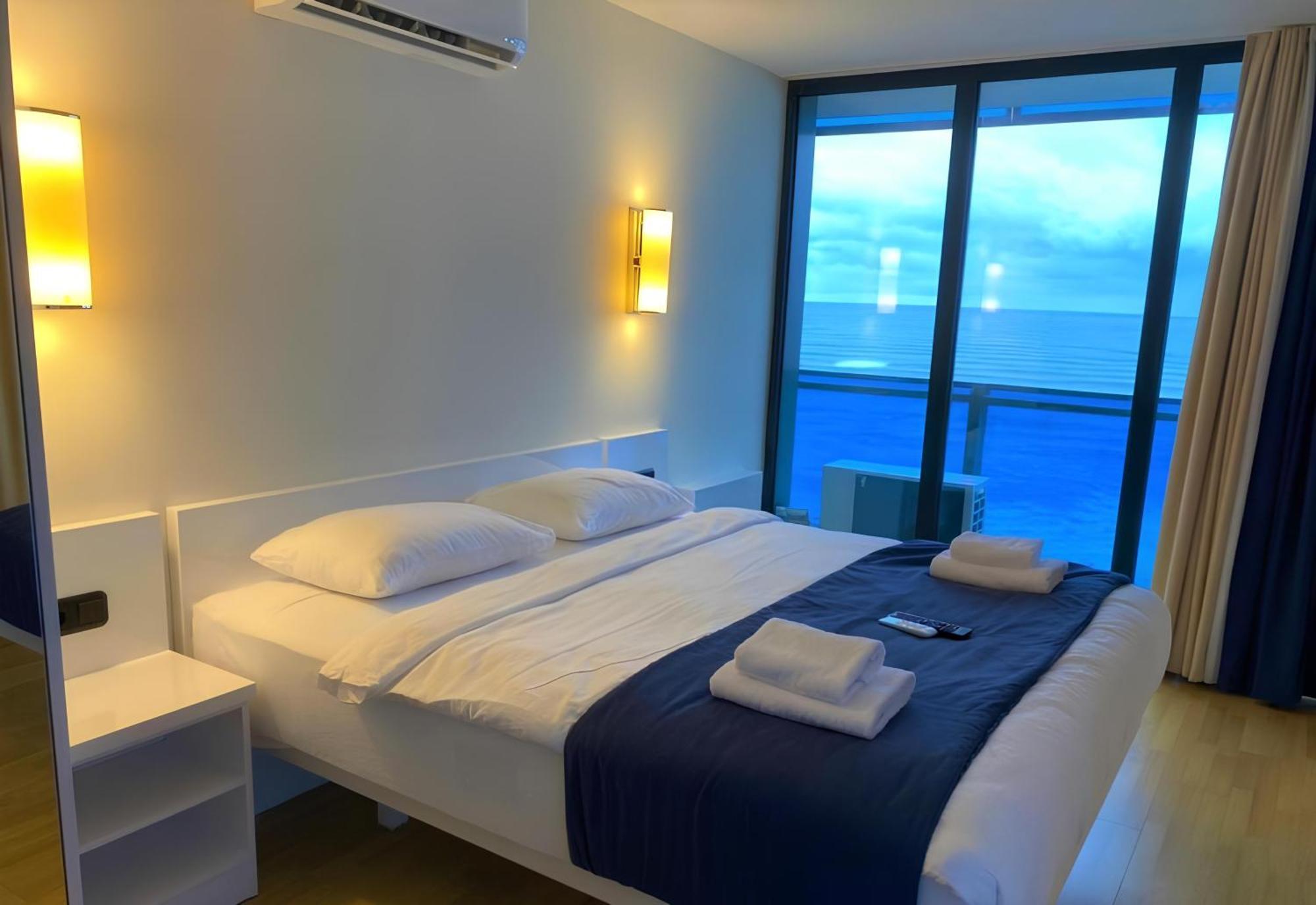 Panorama Seaview Batumi Lux Orbi City Dış mekan fotoğraf